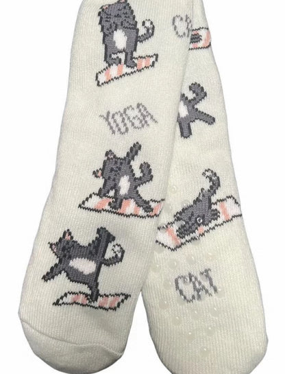 Adult/Youth Yoga Cat Hoodie Blanket & Socks